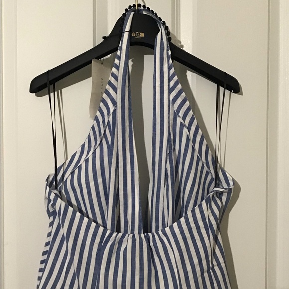 ZARA Beautiful Halter Top.Blue& White Stripes.Has Tie In Front Can Tie Or Bow.🌸 - Picture 5 of 11